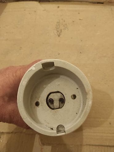 led ubodne sijalice: Prodajem svetlo - kuglu sa keramickim nosacem koriscenu, kompletnu — 3
