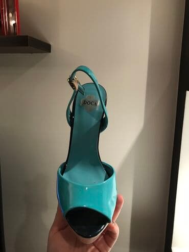 new balance patike crne: Sandale, 37 — 5