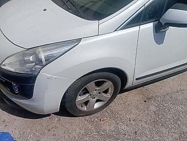 LEVO KRILO ZA PEUGEOT 3008 | Polovini delovi za Peugeot 3008 Delovi na lalafo.rs LEVO KRILO ZA PEUGEOT 3008 | Polovini delovi za Peugeot 3008 Delovi