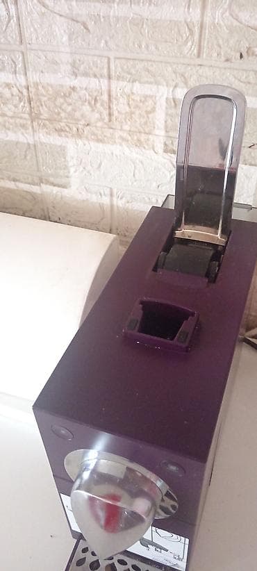 Ostala kuhinjska oprema: Delizio – aparat za kafu na kapsule, u ispravnom stanju. Očuvan i — 2