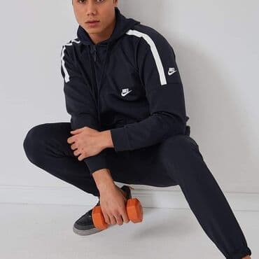 tek flis trenerka: NIKE TRENERKA Cena 4400 dinara Veličine S M L XL XXL Mogućnost — 1