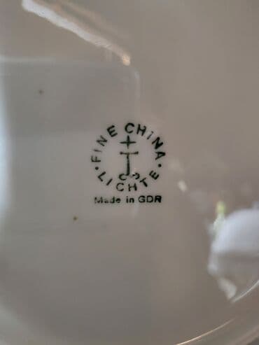 porcelanske solje za caj: Set Lichte porcelan Istocna Nemacka 70te god. Nemacki set radjen — 14
