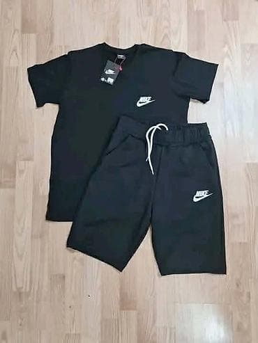 cotton leskovac: Muski sorc i majica
M L XL XXL
Cena 2800din
💋 — 2