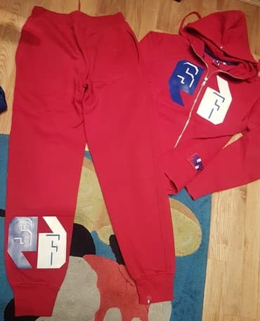 muške zimske jakne c a: Sneaker Freak - crvena komplet trenerka. Gornji deo na rajsfeslus sa — 1
