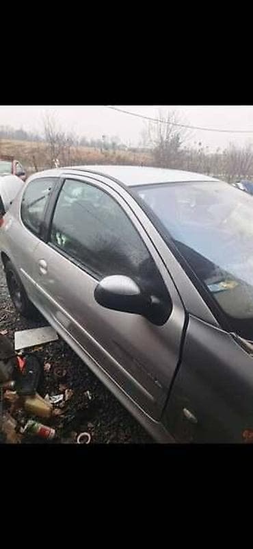auto do 1500 evra preporuka: KRILO L ID ZA PEUGEOT 206 OD 2001. DO 2009. GOD — 2