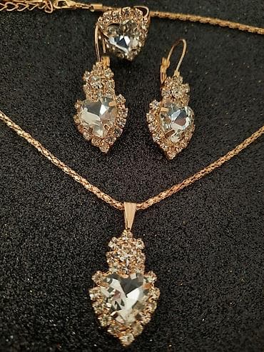 Setovi nakita: Pozlaćeni set. Ogrlica, minđiše i prsten. Slanje poštom. - — 3