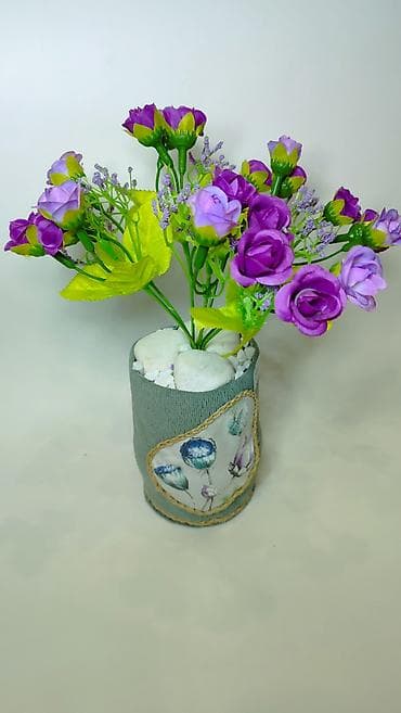 Prehrambeni proizvodi: Dekorativni aranžman – veštačko cveće u ukrasnoj saksiji - Aranžman — 1