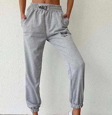 ženski pončo: 𝑲𝒍𝒆𝒐𝒑𝒂𝒕𝒓𝒂 𝑺𝒕𝒚𝒍𝒆 ✨

⚜️ Univerzalna velicina
⚜️ Cena 1800 dinara — 6