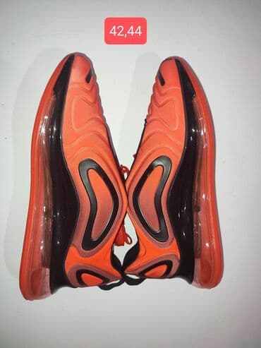 nike air max tn plus drift: RASPRODAJA
Dostupni brojevi na slikama
Cena 3500 din — 1