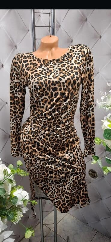 pepco teksas haljine: Haljina
2300 — 1