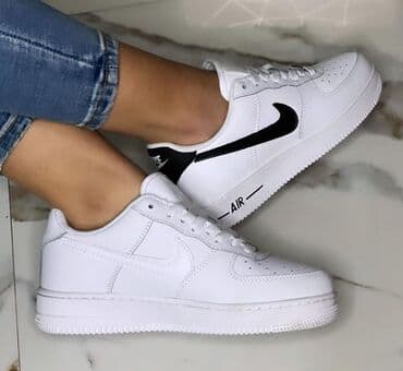 nike air force sa crnim znakom: Nike air force patike

Novo
Brojevi 36 do 46

fb Moja Kupovina 1 — 14