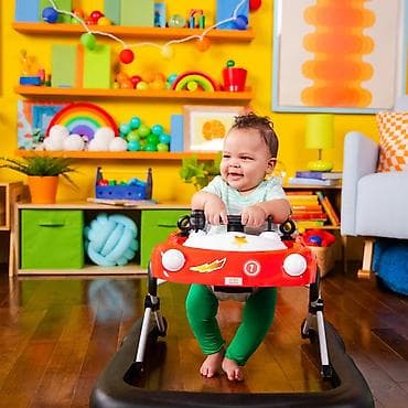 gnezdo za bebe dexy co: KIDS II Bright Starts Dubak 3‑in‑1 Little Speedster, 6–24 meseci Šifra — 2