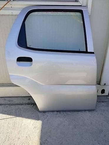 ZADNJA DESNA VRATA ZA SUZUKI IGNIS OD 2003. DO 2008. GOD. | Zadnja at lalafo.rs ZADNJA DESNA VRATA ZA SUZUKI IGNIS OD 2003. DO 2008. GOD. | Zadnja