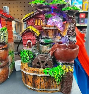 Sweatpants: Dekorativna stolna feng-šui fontana sa LED osvetljenjem i točkićem - — 1