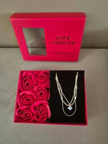 Lične stvari: Poklon set “Love Forever” – elegantna kutija sa ogledalcetom koja — 5