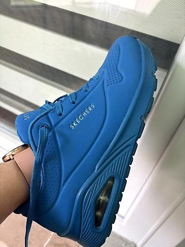 nike patike jordan: Skechers patike – plave. Dva puta ako su obuvene. - Model sa — 1