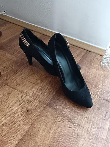 ulosci za salonke: Elegantne ženske salonke na štiklu – crne - Klasičan špicasti vrh za — 2