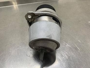auto otpad pirot: NOSAČ MOTORA ZA VOLKSWAGEN TOUAREG - 7L8199131H | Nosac motora — 1