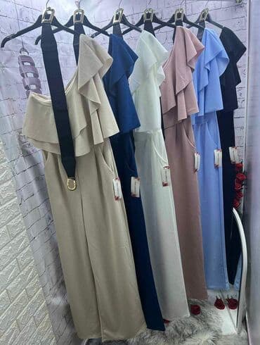 Jumpsuits: Uni vel 
Cena 3500 — 1