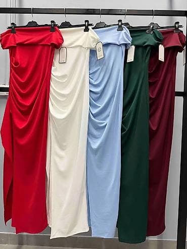 Dresses: Elegantna duga haljina sa ramenima otkrivenim (“off‑shoulder”) — 3