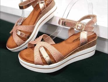 sandale labrador: 3200 — 8