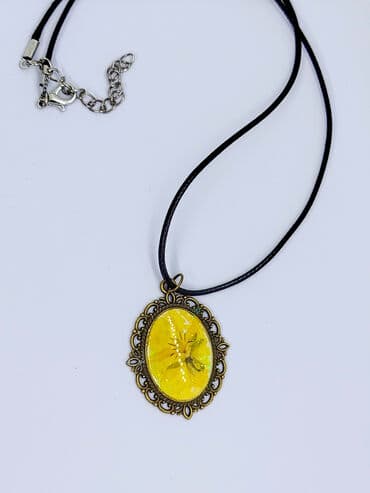 Ogrlica sa priveskom, Handmade, Materijal: Epoksi smola — 10