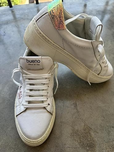 Men's Clothing: Dve vrste obuće: 1) Bele patike sa pertlama - Klasičan nizak model sa — 8