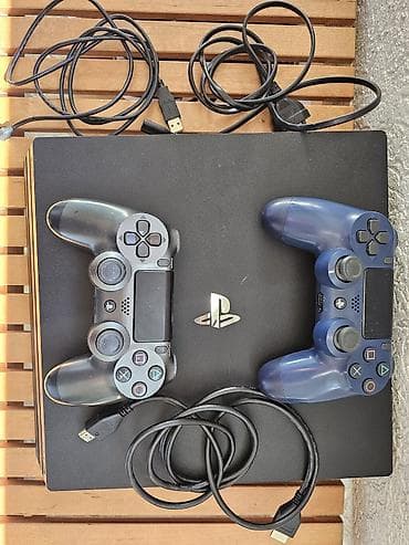 aparat za galete: Sony PlayStation 4 Pro konzola, s priložena 2x DualShock 4 bežična — 2