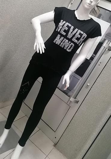 kožni top: Ženska majica – crna, kratkih rukava, sa širim okruglim izrezom — 1