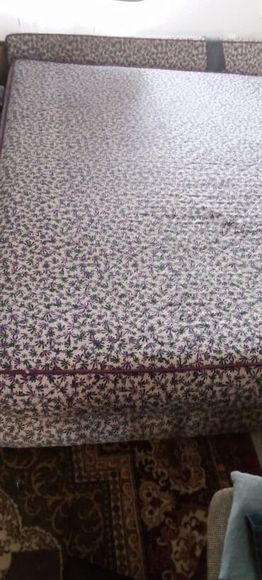 stilske rucice za namestaj: Francuski lezaj 150x200 visina 50 cm — 2