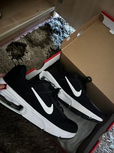 jordan max aura 3: Nike, 39, bоја - Crna — 1
