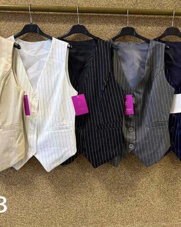Women's Clothing: Vests — 1