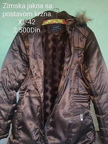 Zimska jakna sa postavom od krzna. - Model: duža, strukirana jakna sa na lalafo.rs Zimska jakna sa postavom od krzna. - Model: duža, strukirana jakna sa