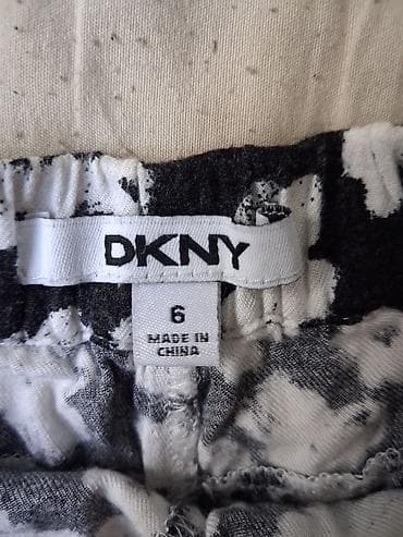zenski kompleti sako i pantalone mona: DKNY ženske šorts pantalone - Model: kratke šorts pantalone sa — 2