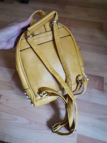 spf puder u prahu: Ženski ranac / rančić. Bez tragova korišćenja, kao nov. Boja je na — 2