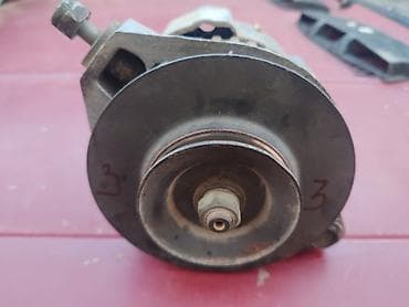 top cars obrenovac: Alternator Lada 21213 Niva,2107 Riva,2104 Karavan br.3. Polovno — 2