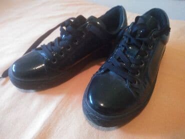 Jenny Fairy, 39, bоја - Crna