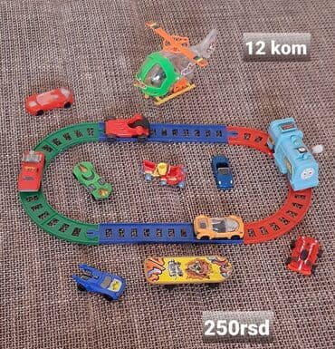 mali autići za decu: Komplet dečjih igračaka – 12 kom Sadrži: - Mini voz sa lokomotivom i — 1