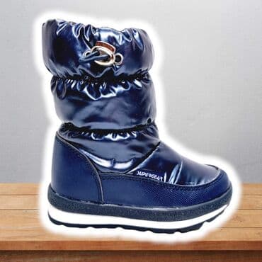 cizme sa crvenim djonom: Odlicne cizmice za sneg sa jednim podesivim cickom sa spoljne strane — 10