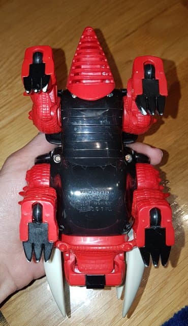 robot kuca igracka: Original cartoon network ben 10 igracka. Masina - vozilo od action — 3