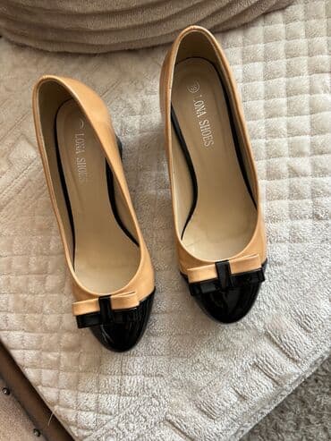 srebrne cipele: Pumps, 39 — 1