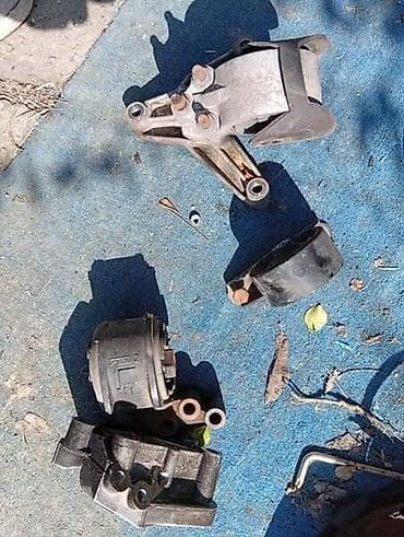 smart auto kupujemprodajem: NOSAČ MOTORA I MENJAČA ZA VOLVO S40, V40 OD 1999. DO 2005. GOD. | — 2