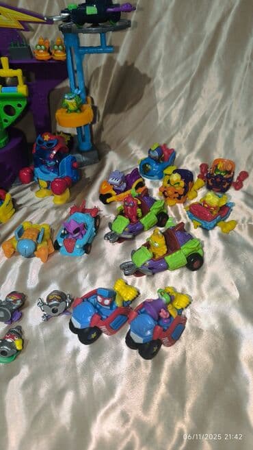 robot kuca igracka: Veliki lot Super Zings — 5