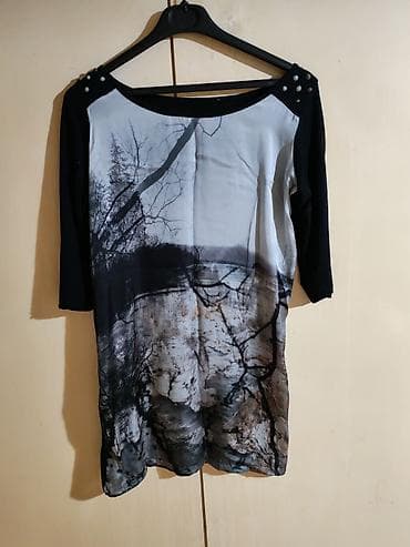 deichmann sandale ravne: Tunika/duža majica sa umetničkim printom pejzaža. - Model: ravnog — 1