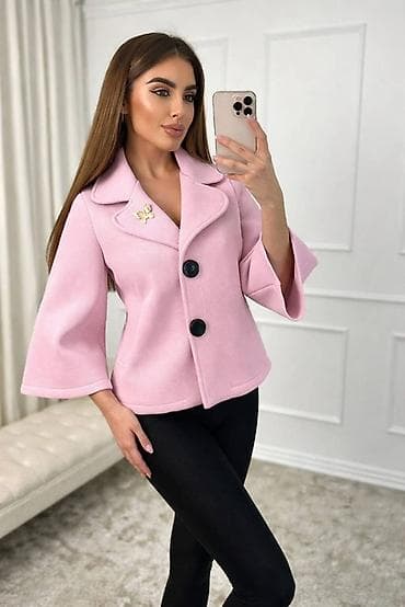 Nova kolekcija ✨️ stigli su nam kratki kaputici koji ce vas oduseviti