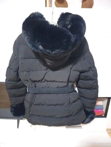 zara coats: Ženska zimska jakna – crna, topla i elegantna. - Krojen, punjen model — 2