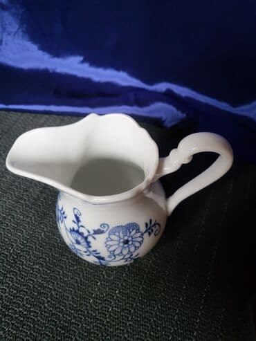 oprema za krevetac: Nov,vintaz bokal za mleko,original cvibl mustra. Nov porcelanski — 5