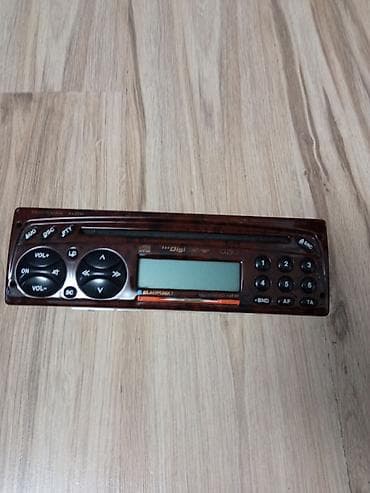 kasa za oruzje: Blaupunkt auto radio – kasetofon sa FM/AM tunerom - Model sa prednjom — 4