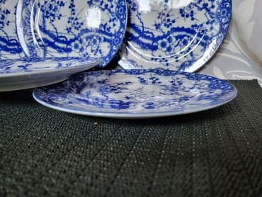 porcelanske solje za caj: Japanski porcelanski tanjiri,rucno oslikani 1950g+. Japanski desertni — 2