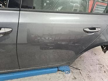 auto otpad opel cacak: POLOVNA VRATA ZA VOLKSWAGEN GOLF 6 OD 2008. DO 2012. GOD. - LEVA VRATA — 3